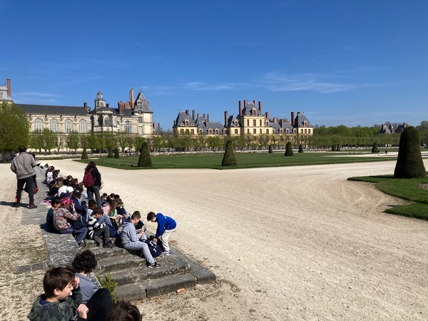 パリからちょっと足を延ばして。世界遺産フォンテーヌブロー宮殿へ！