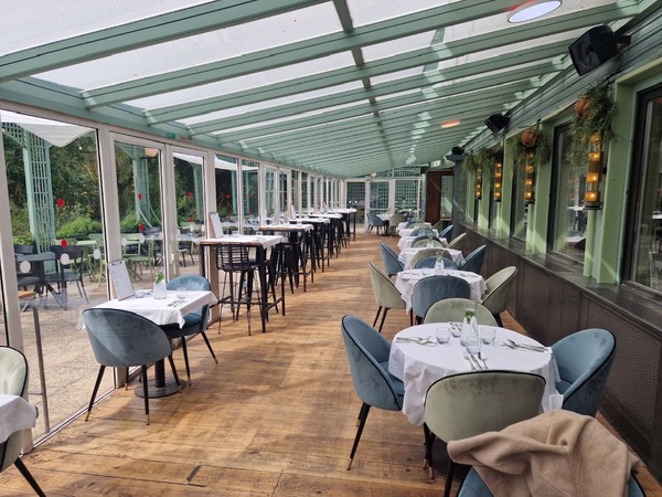 ヴァンセンヌの森「シャレ・デュ・ラック」で湖畔の贅沢ブランチ