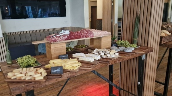 ヴァンセンヌの森「シャレ・デュ・ラック」で湖畔の贅沢ブランチ