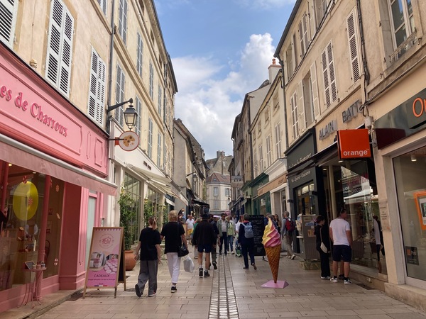 パリから巡るフランスの夏休み 第1弾