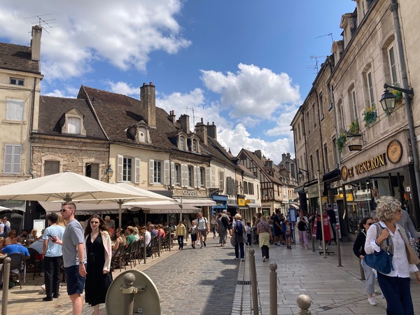 パリから巡るフランスの夏休み 第1弾