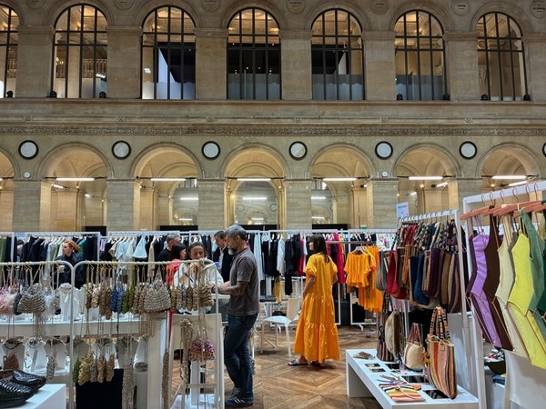 パリの展示会！『TRANOI』と『プロミエール・クラス』で見つけた2026年春の新作