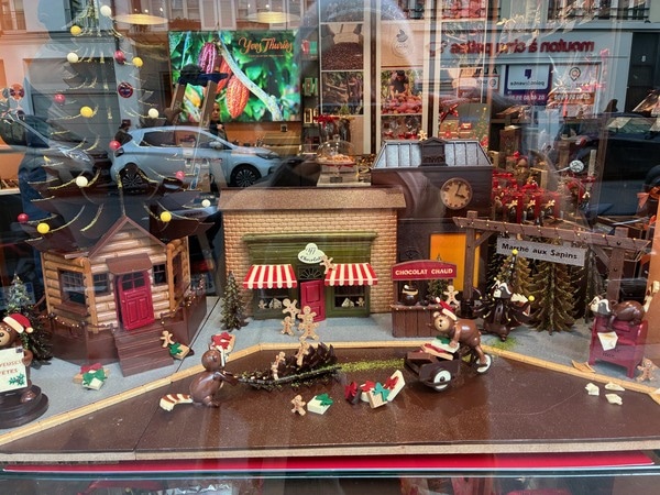 パリの百貨店クリスマス巡り2025（その3）