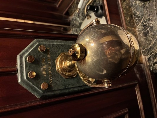 文豪ヘミングウェイも愛した老舗「Lipp」＆フランス最高のコーヒーショップへ