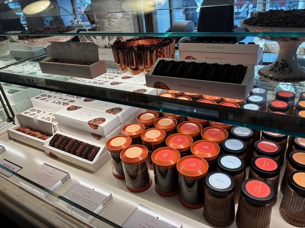 ルイ・ヴィトンのカフェでも活躍！マキシム・フレデリックさんのお店『Plein Coeur』へ。