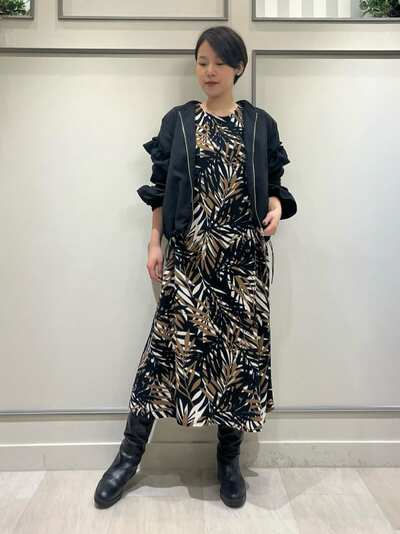 フリルブルゾン