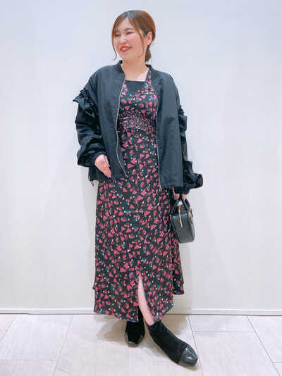 フリルブルゾン