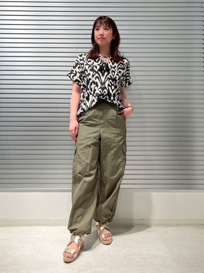 ナイロンタフタパンツ