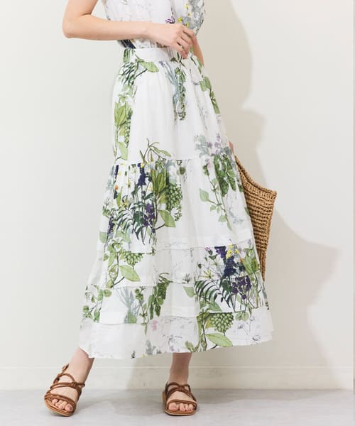 ボタニカルティアードスカート
