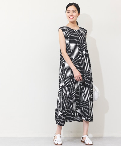 幾何学柄ワンピース