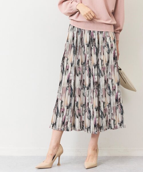 水彩柄プリーツスカート