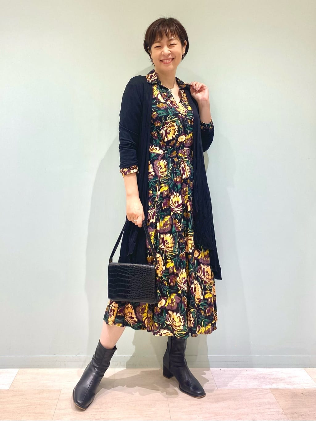 フラワープリントワンピース