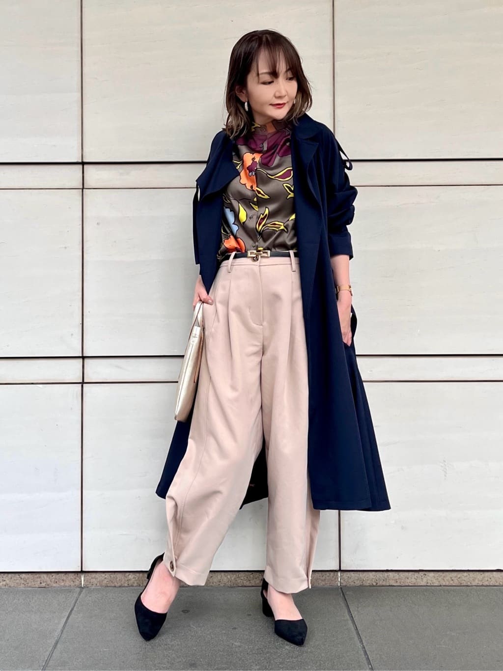 ボタンレスコート