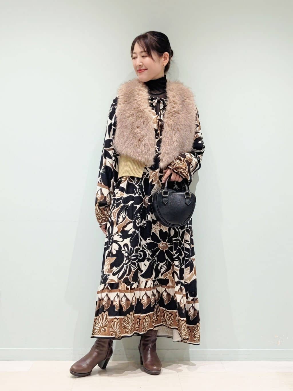 パネルフラワーワンピース