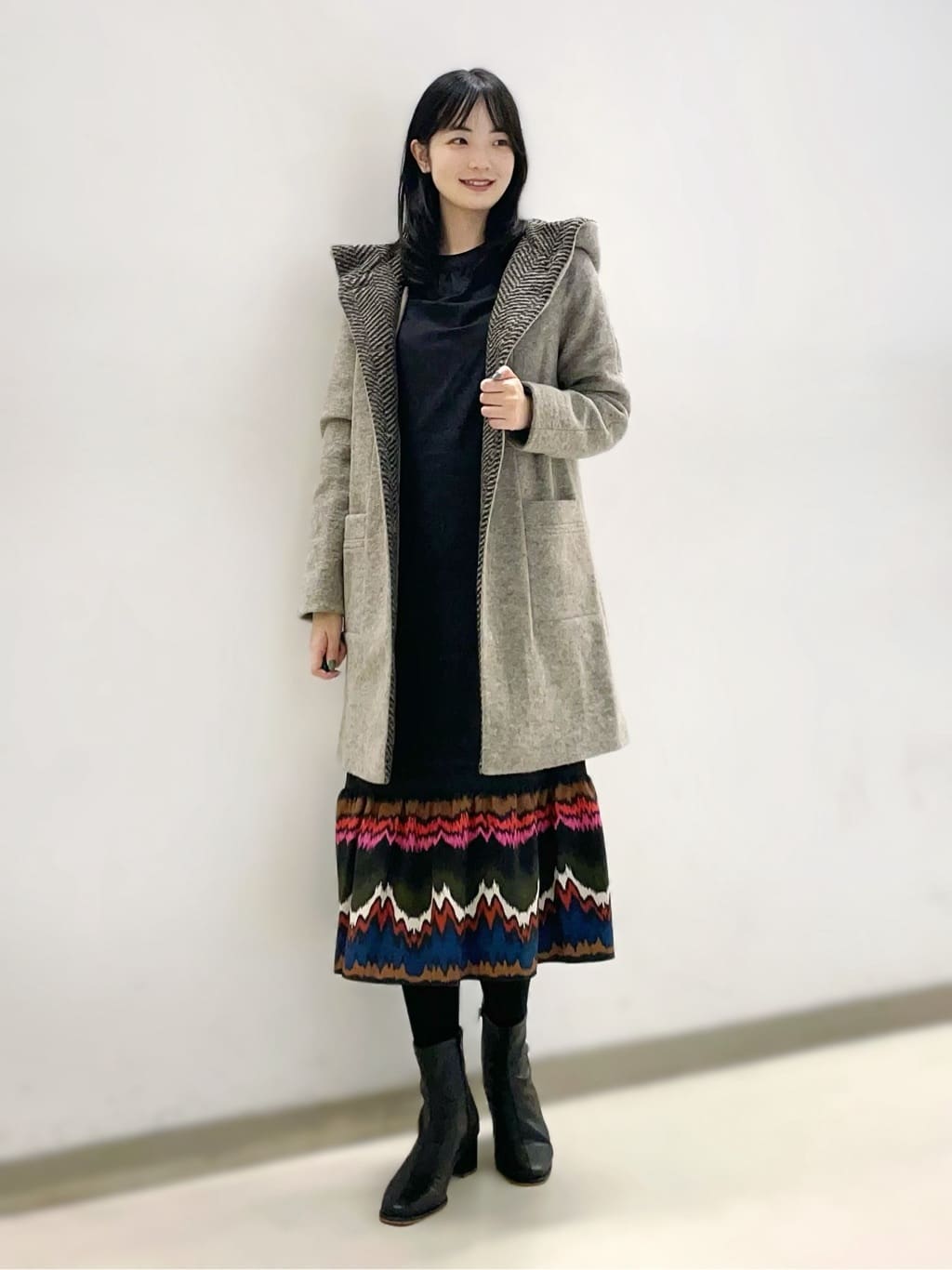 ヘリンボンフードロングコート