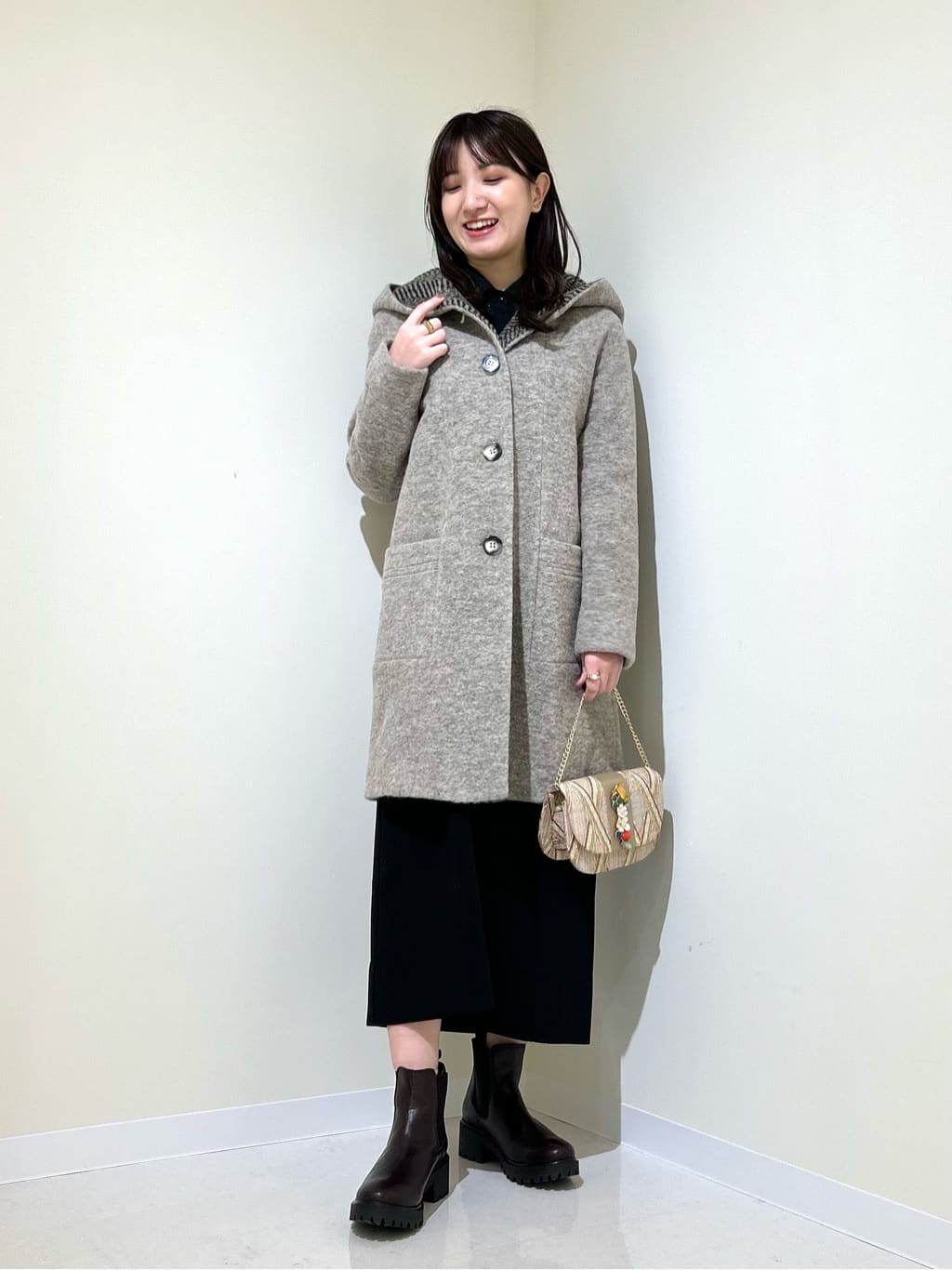 ヘリンボンフードロングコート