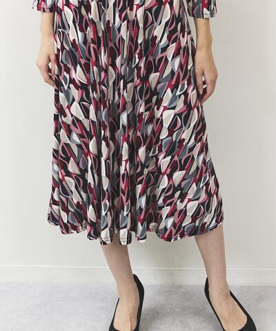 幾何学柄ジャージワンピース