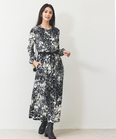 モノトーンフラワーワンピース