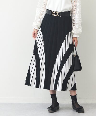 モノトーンプリーツニットスカート