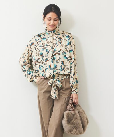 フロントリボンブラウス