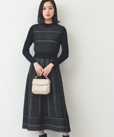 レース柄ニットワンピース