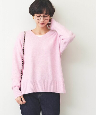 Vネックニットプルオーバー