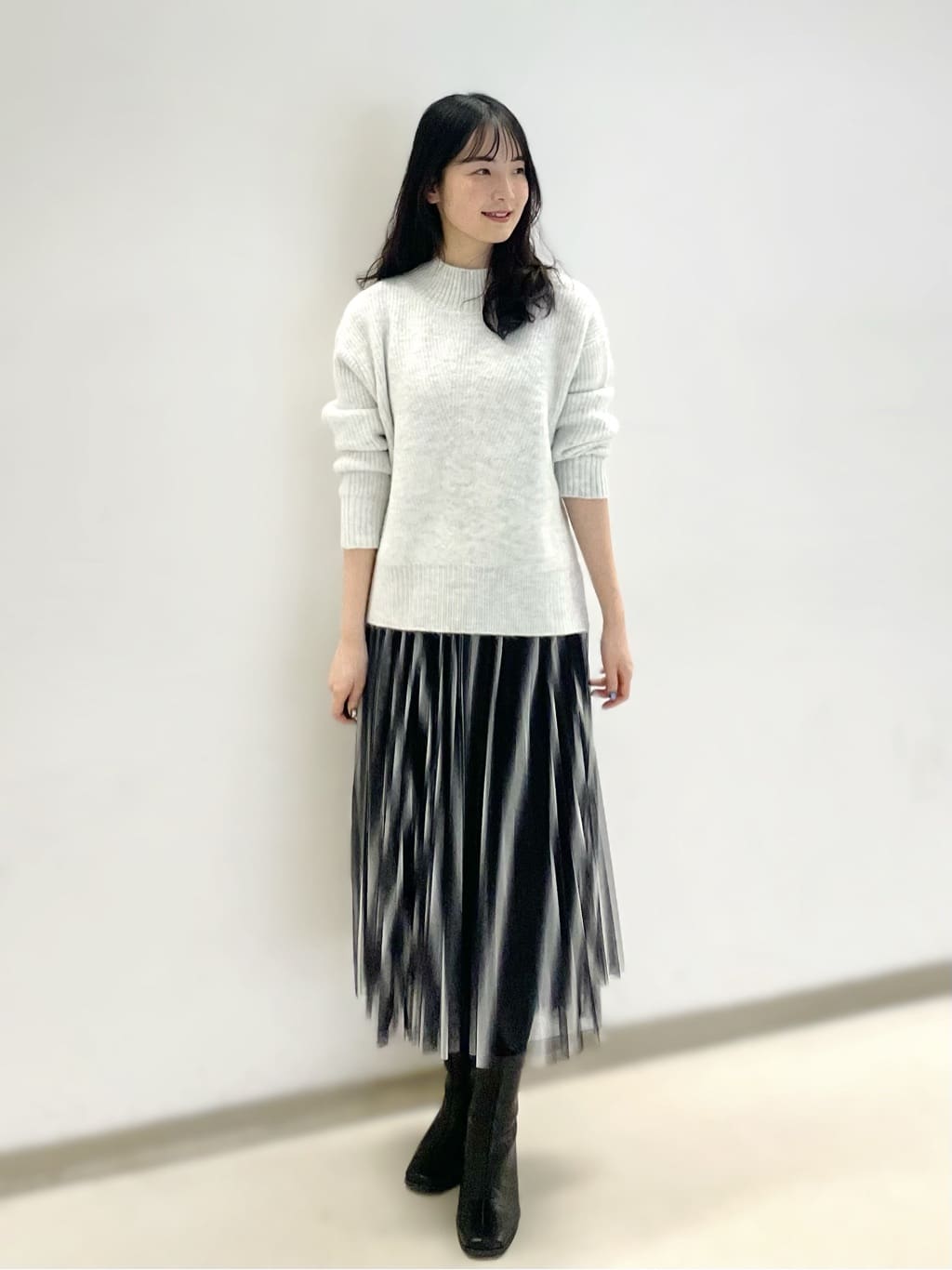 ラメ混リブニット