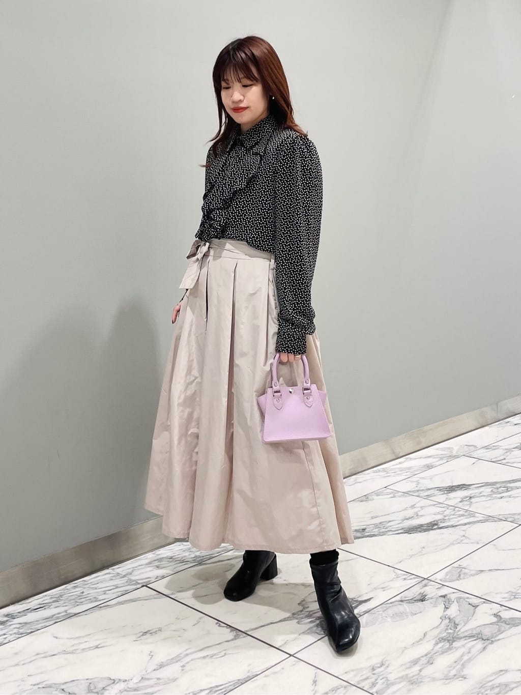 タフタタックスカート