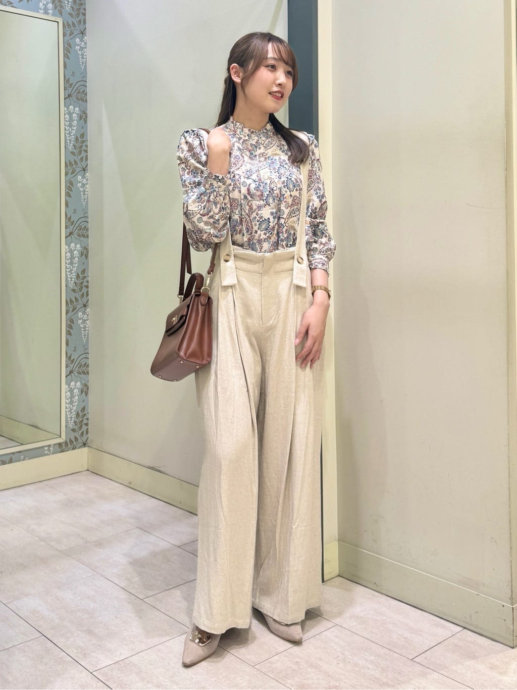 ペイズリーフリルブラウス