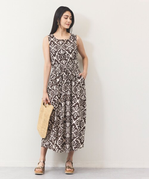 アラベスクロングワンピース