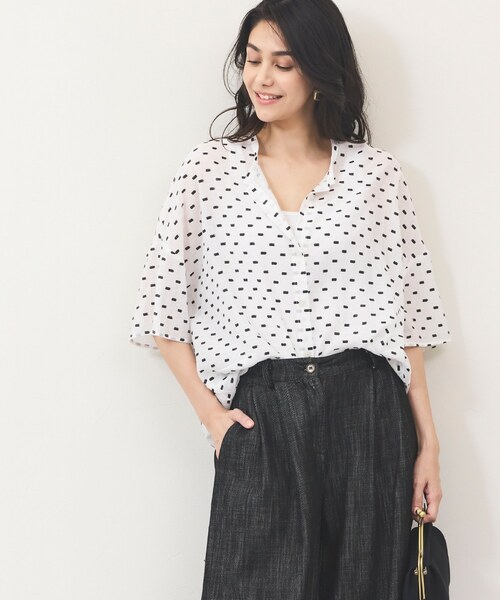 ラメドビードットブラウス