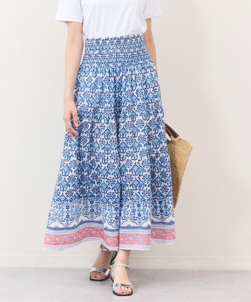 パネル柄シャーリングスカート