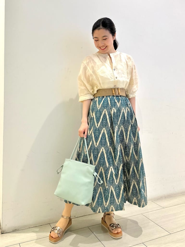 人気スタッフが彩る春コーデ