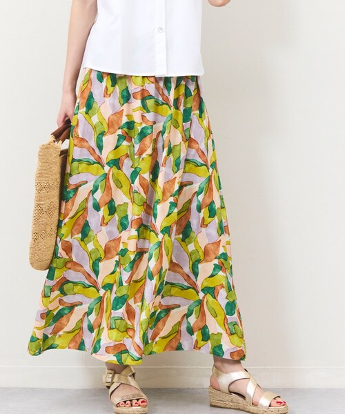リーフプリントロングスカート