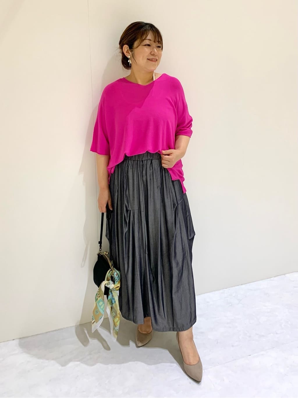 Vネックチュニック