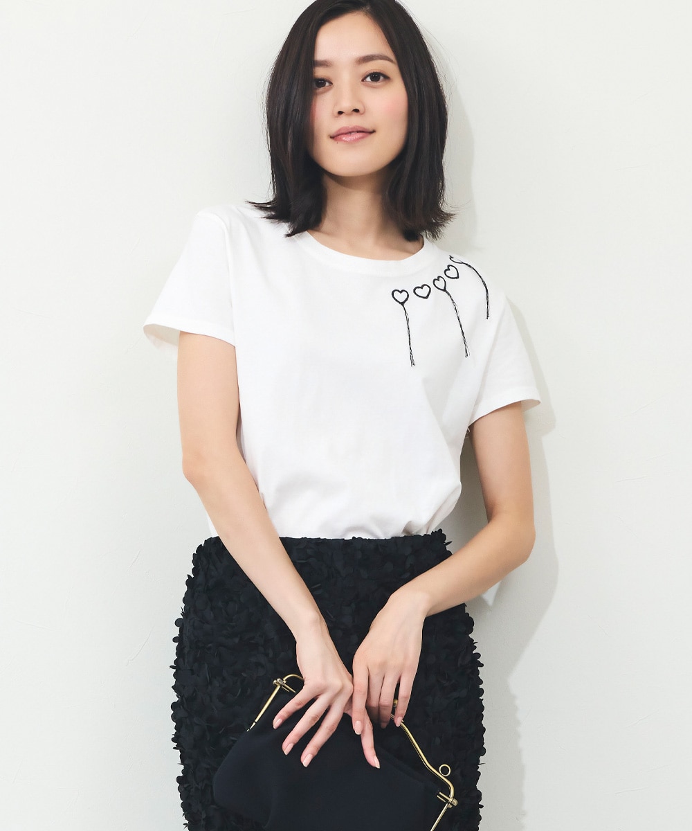 ハート刺繍Tシャツ