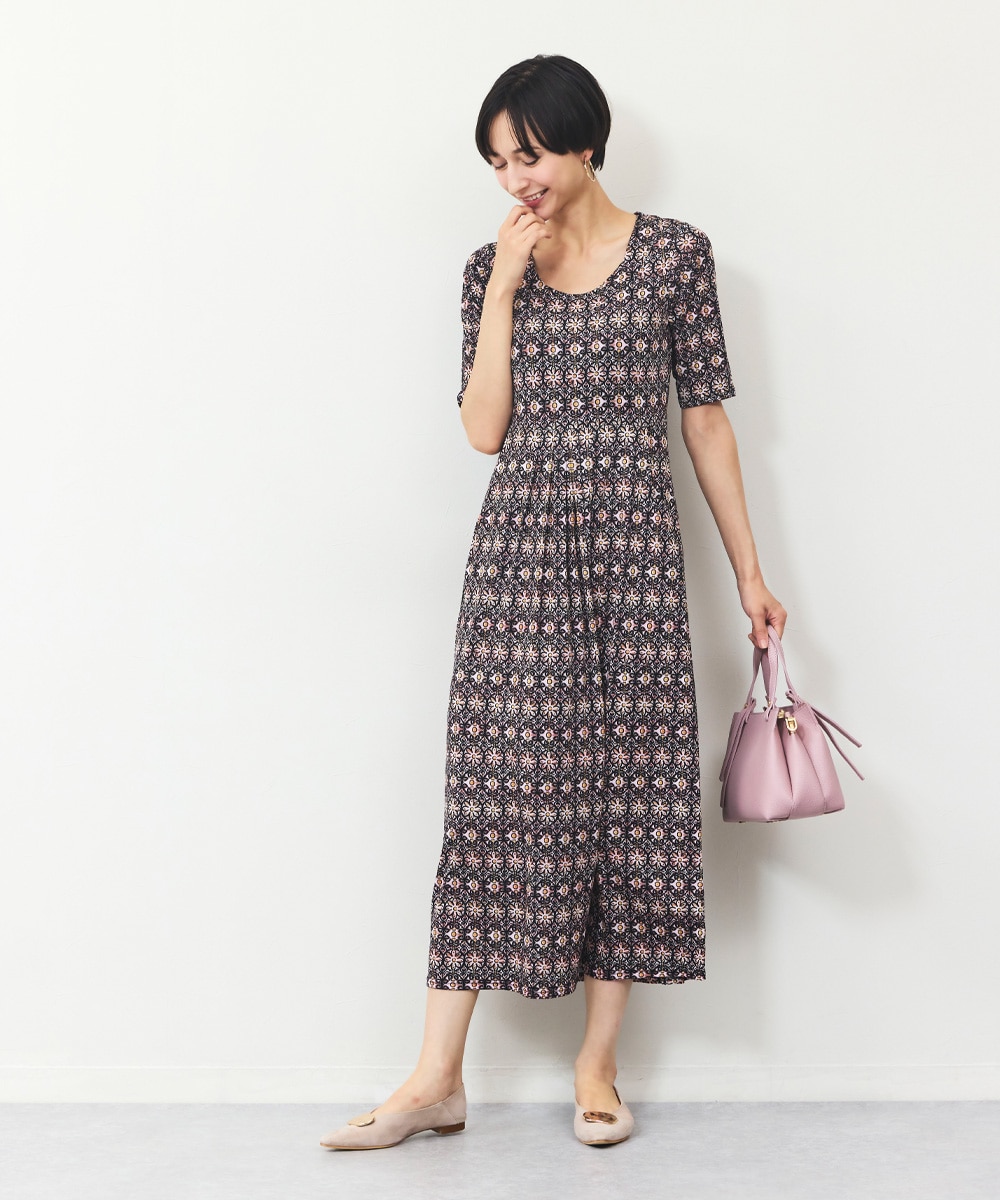 フラワーモチーフジャージワンピース