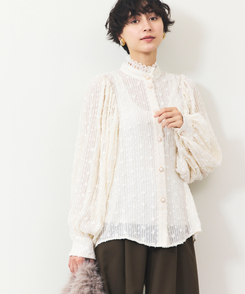 3Dフラワーシアーブラウス