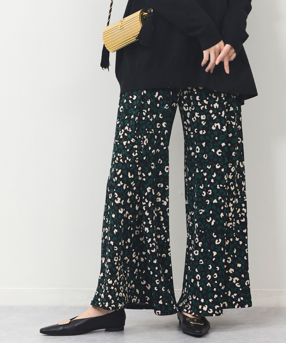 ジオメトリックアニマルプリントパンツ