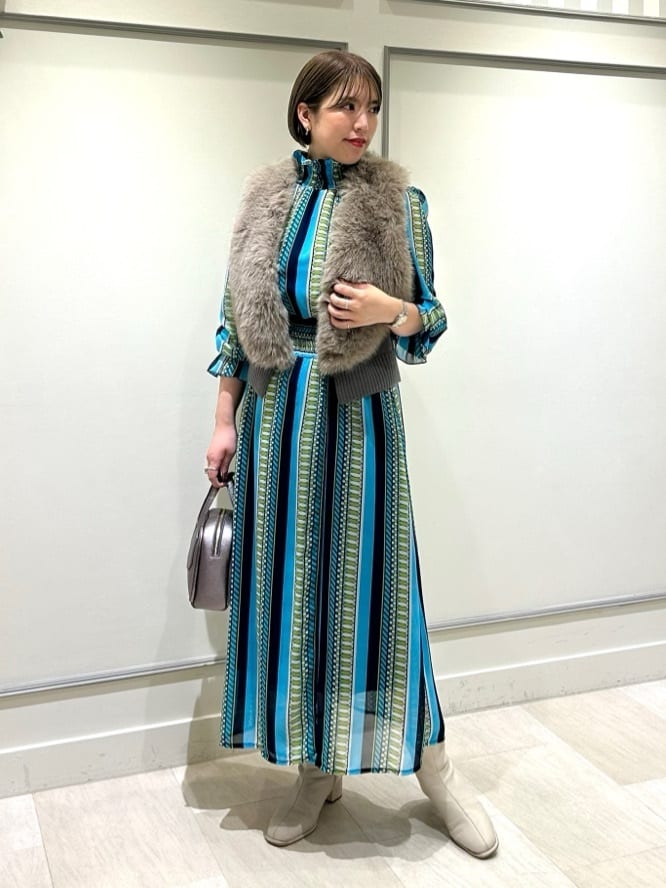 ラインプリントシャーリングワンピース