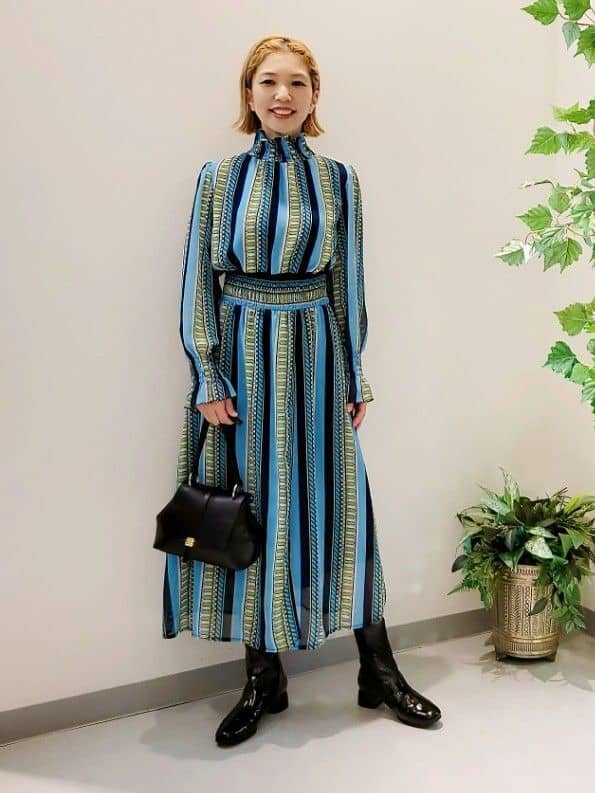 ラインプリントシャーリングワンピース