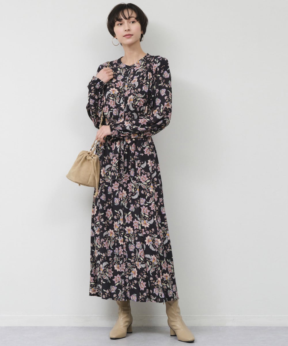 フラワープリントワンピース