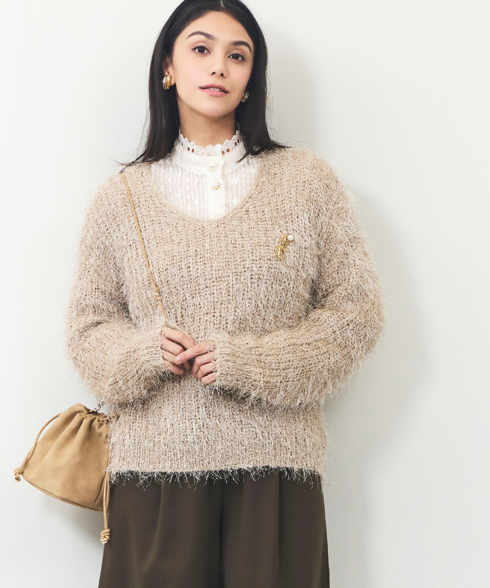 フラッフィーVネックニット