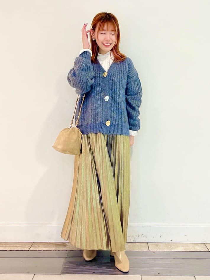 BIGボタンカーディガン