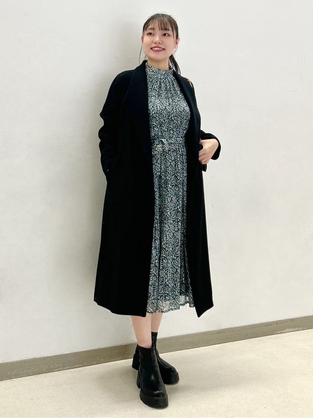 ハイネックギャザーワンピース