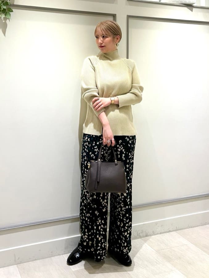 【STAFF SNAP】冬を彩るボトムスコーデ