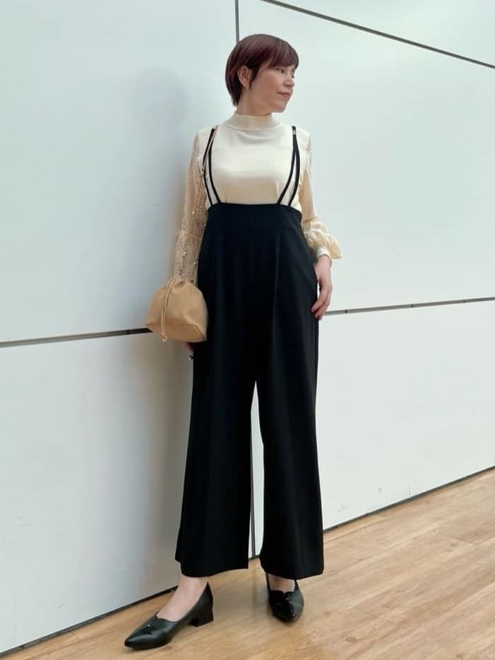 袖レースハイネックニット