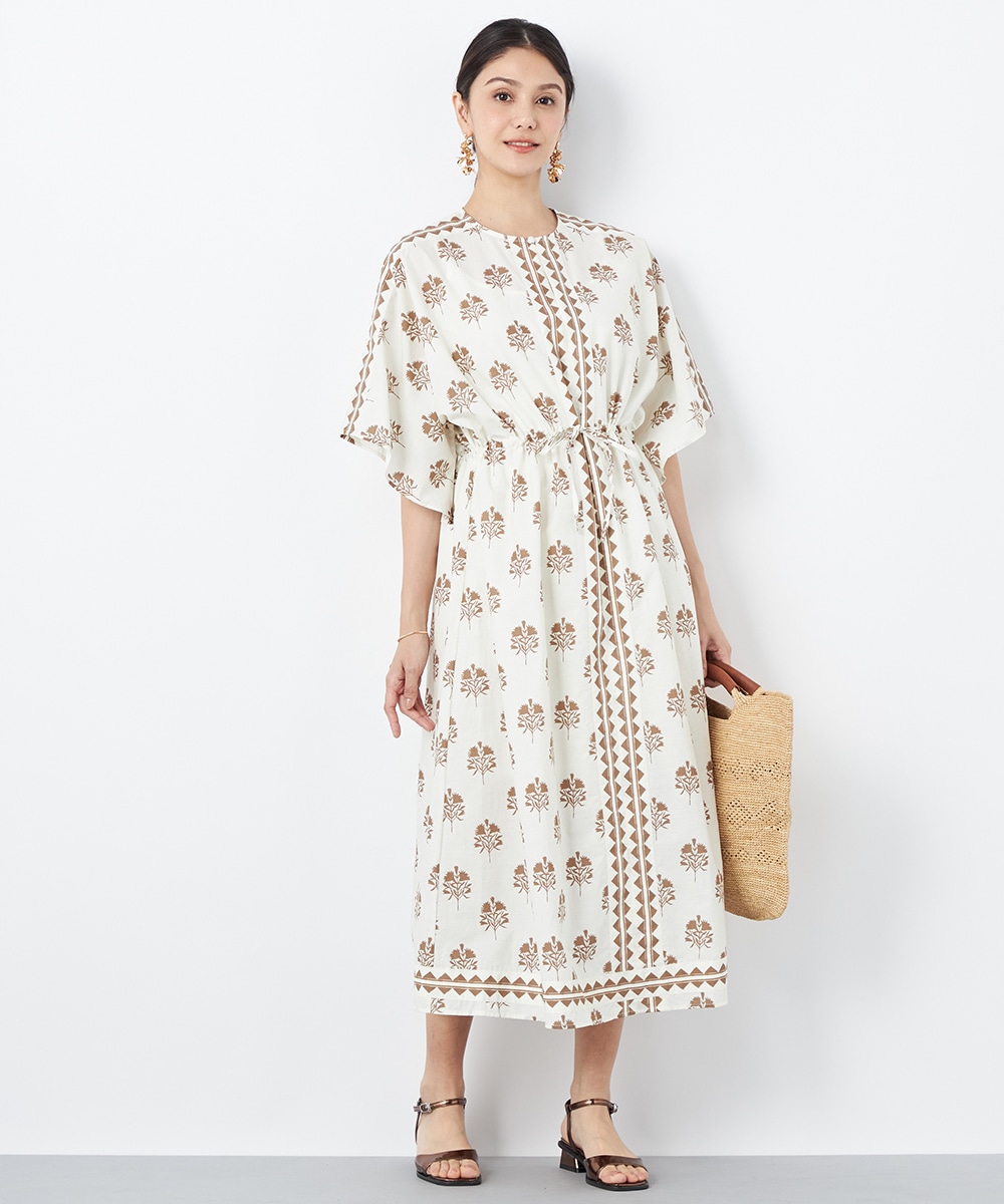 パネルモチーフ柄ロングワンピース