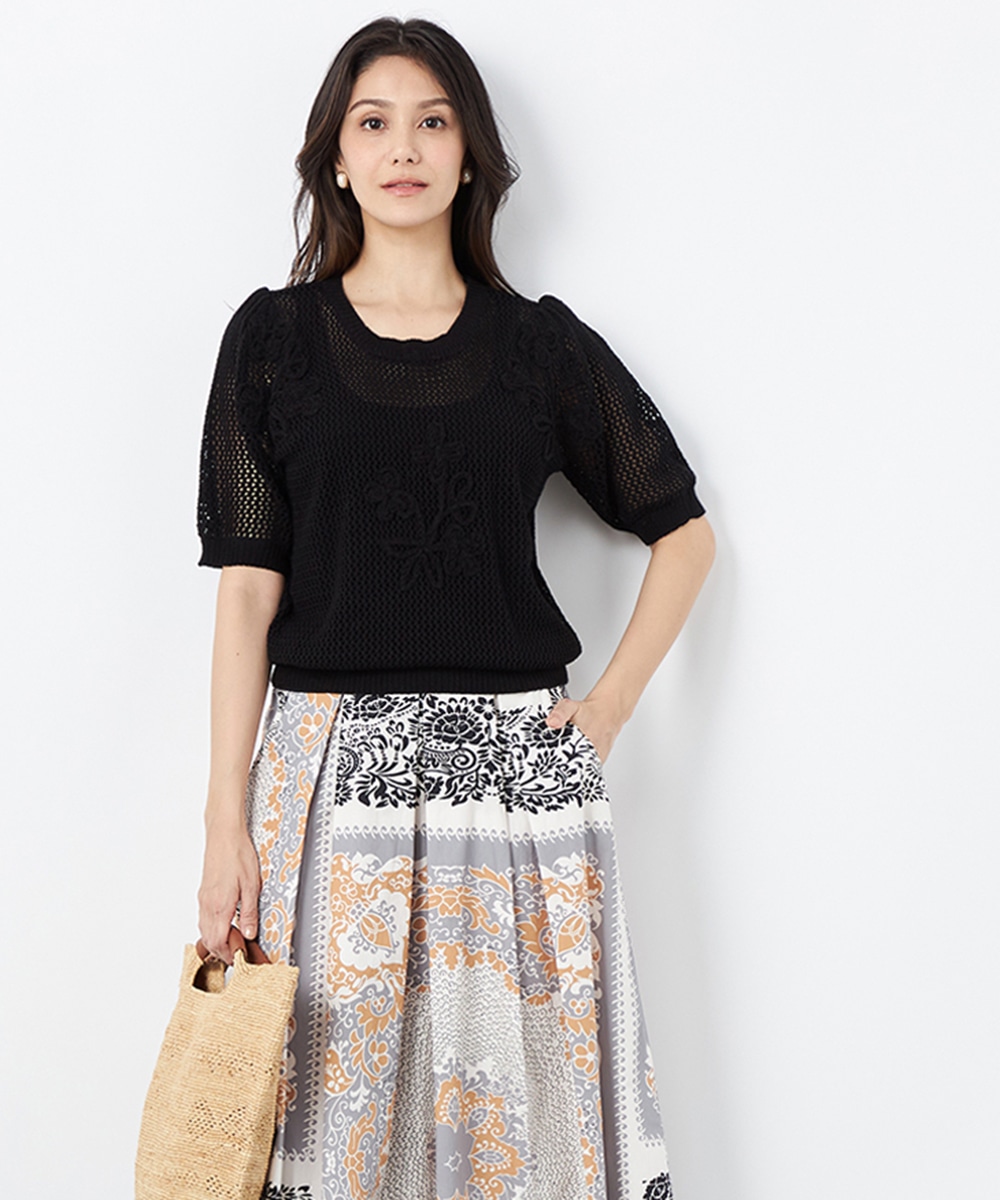 フラワーモチーフメッシュトップス