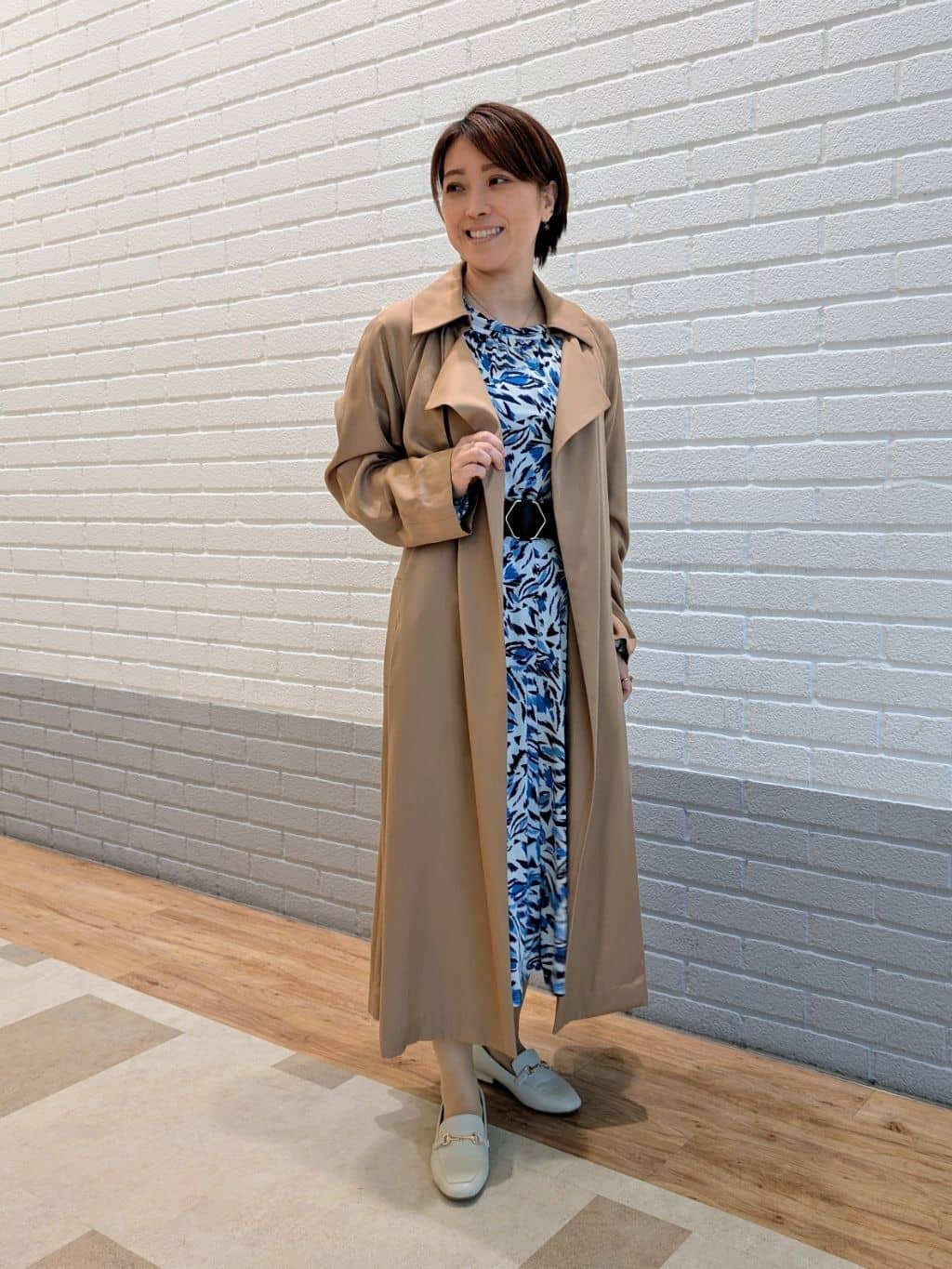 とろみライトトレンチコート